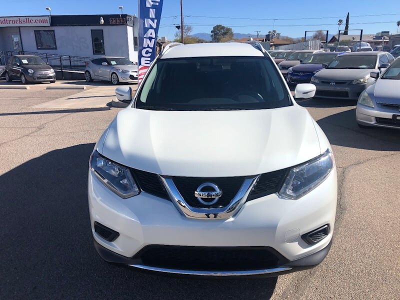 2016 Nissan Rogue SV - Photo 3 - Tucson, AZ 85711