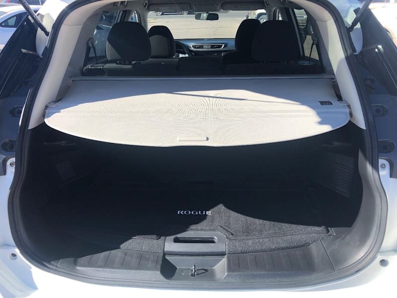 2016 Nissan Rogue SV - Photo 13 - Tucson, AZ 85711