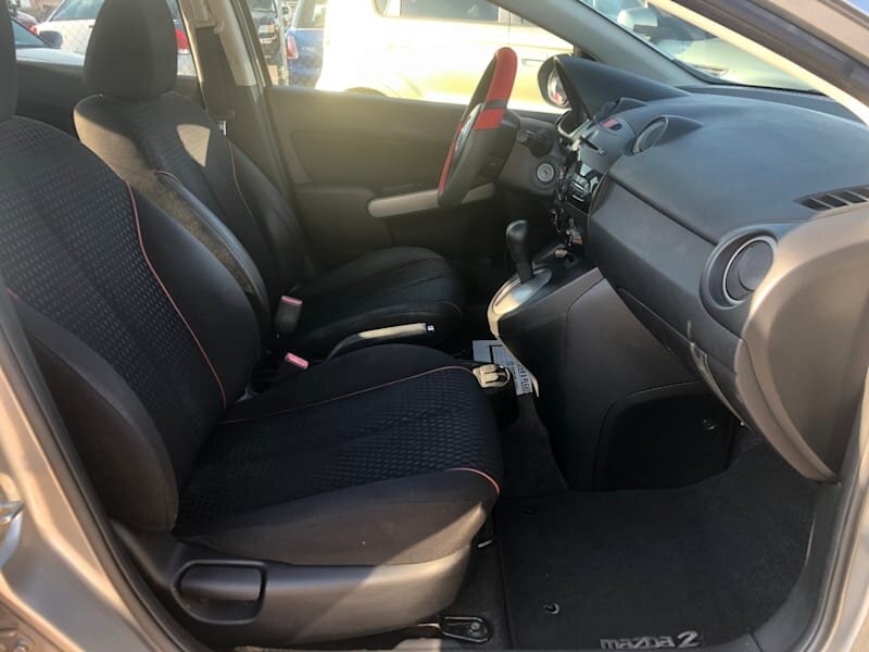 2011 Mazda Mazda2 Touring - Photo 12 - Tucson, AZ 85711