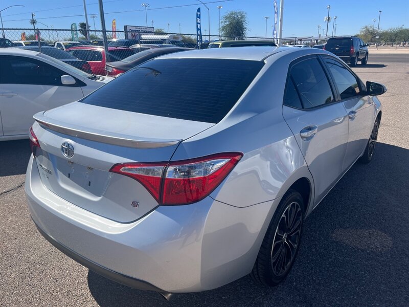 2016 Toyota Corolla S Plus  