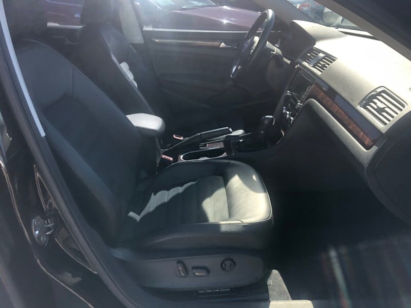 2013 Volkswagen Passat TDI SEL - Photo 12 - Tucson, AZ 85711