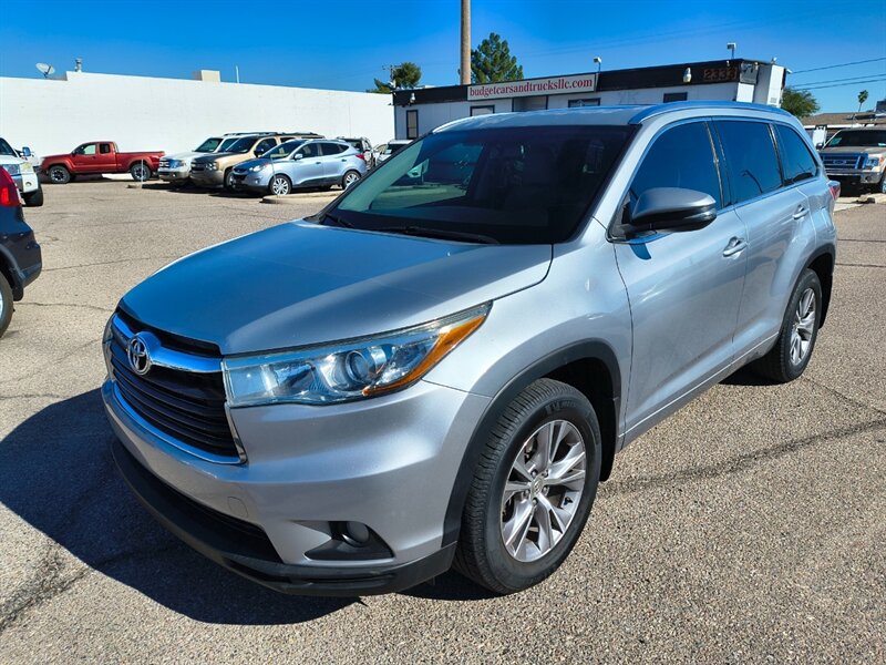 2015 Toyota Highlander XLE   - Photo 16 - Tucson, AZ 85711