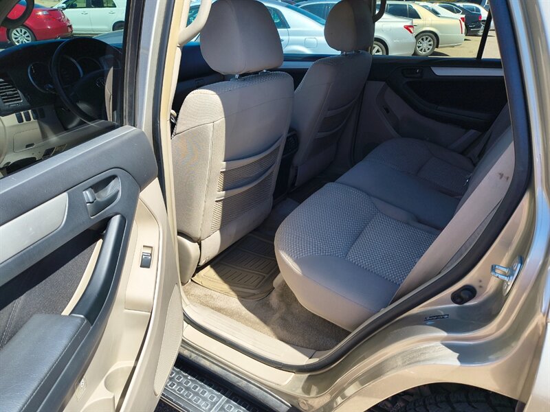 2006 Toyota 4Runner SR5   - Photo 9 - Tucson, AZ 85711