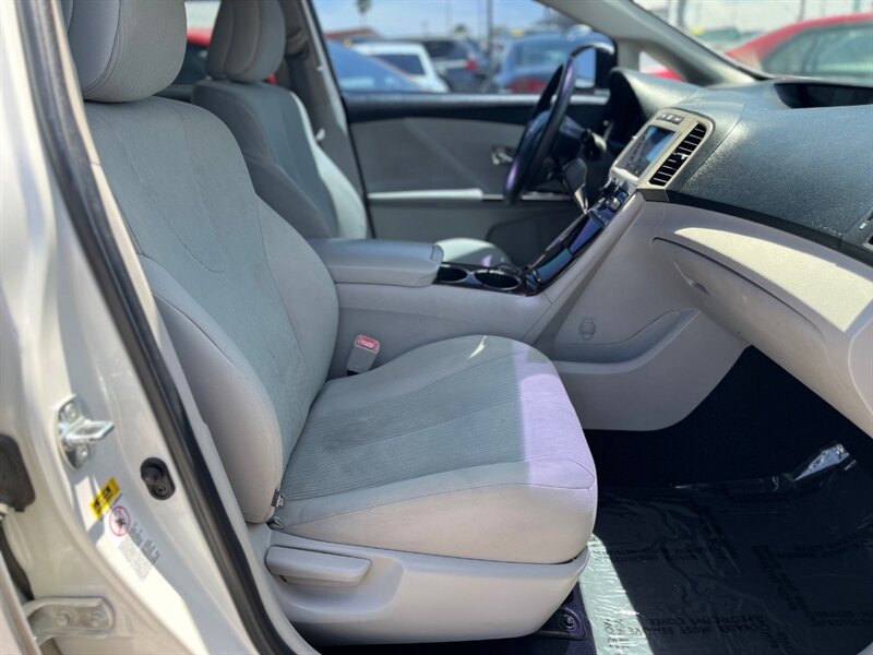 2009 Toyota Venza FWD - Photo 12 - Tucson, AZ 85711