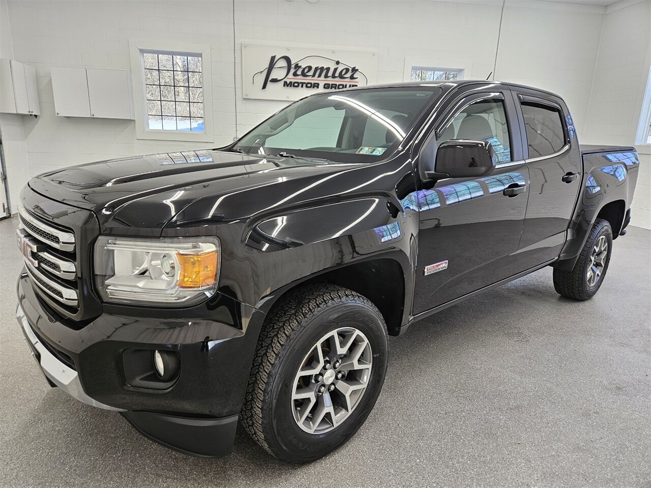 2016 GMC Canyon SLE   - Photo 1 - Spring City, PA 19475