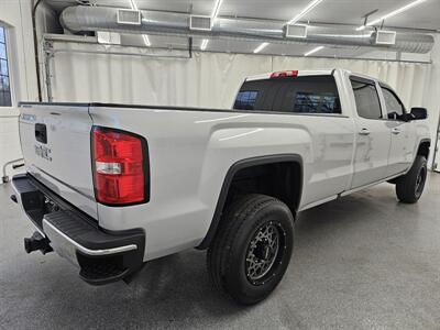 2016 GMC Sierra 2500   - Photo 5 - Spring City, PA 19475