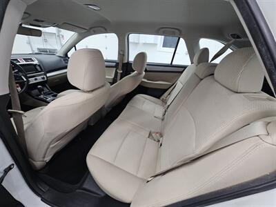 2018 Subaru Outback 2.5i   - Photo 12 - Spring City, PA 19475