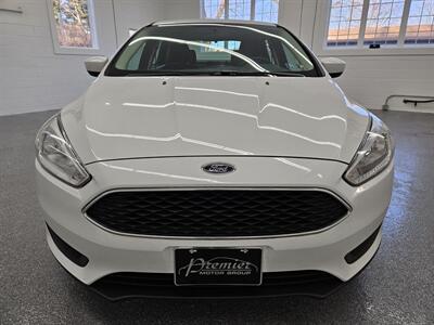 2018 Ford Focus SE   - Photo 2 - Spring City, PA 19475