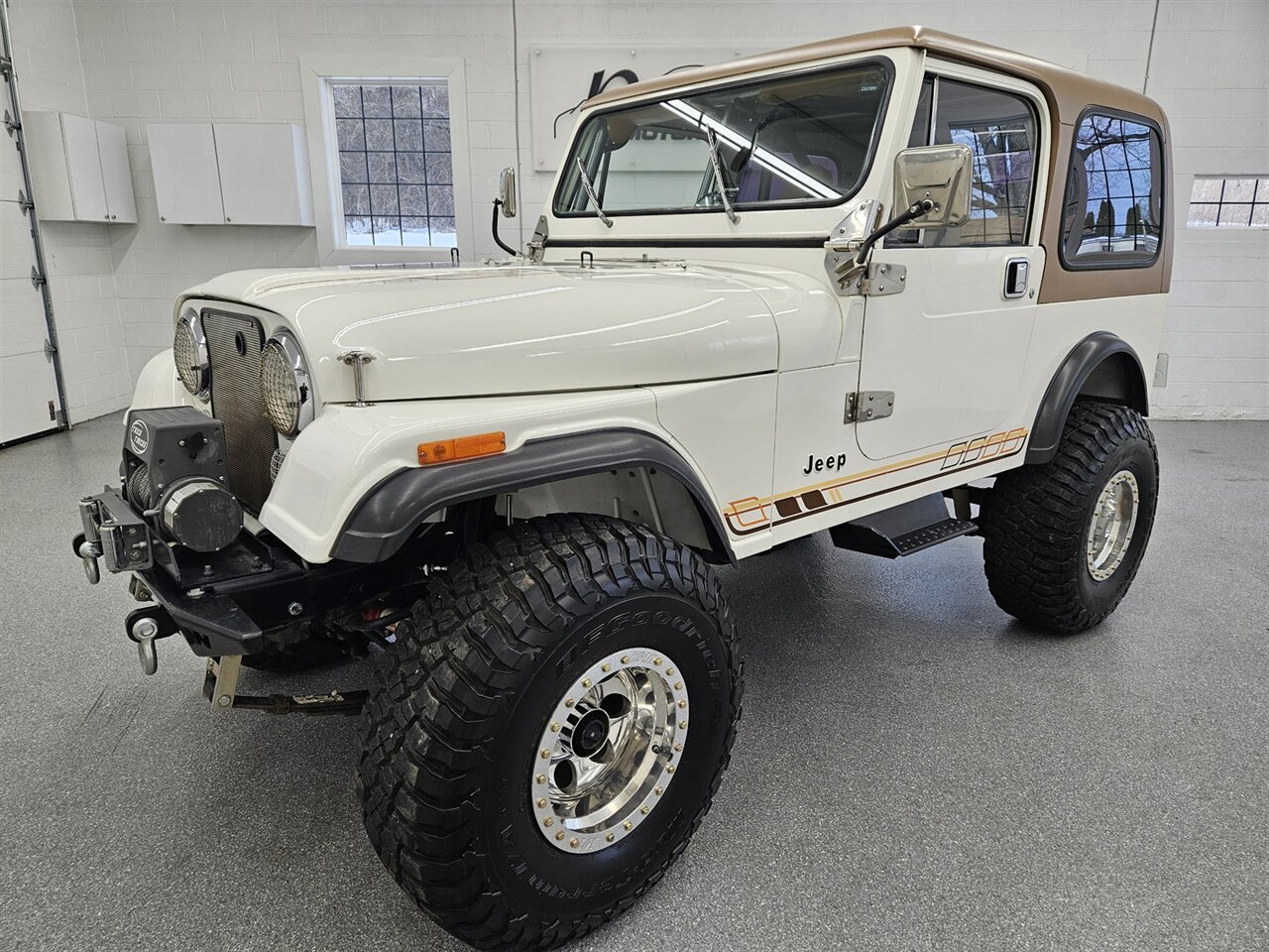1986 Jeep CJ-7 2dr   - Photo 1 - Spring City, PA 19475
