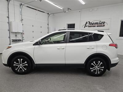 2017 Toyota RAV4 LE   - Photo 9 - Spring City, PA 19475