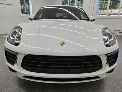 2018 Porsche Macan   - Photo 2 - Spring City, PA 19475