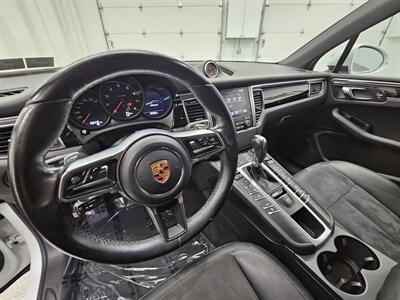 2018 Porsche Macan   - Photo 11 - Spring City, PA 19475