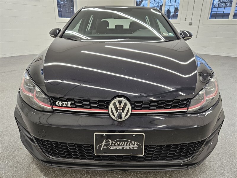 2018 Volkswagen Golf GTI S  
