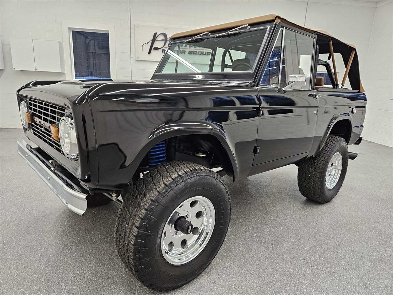 1969 Ford Bronco   - Photo 1 - Spring City, PA 19475