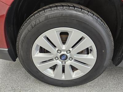 2019 Subaru Outback 2.5i Premium   - Photo 16 - Spring City, PA 19475