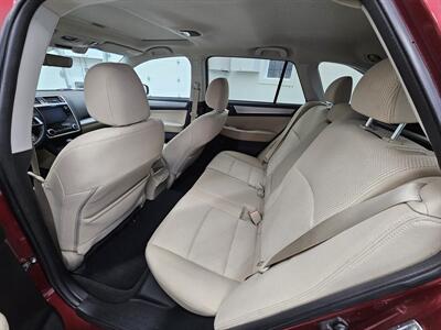 2019 Subaru Outback 2.5i Premium   - Photo 12 - Spring City, PA 19475