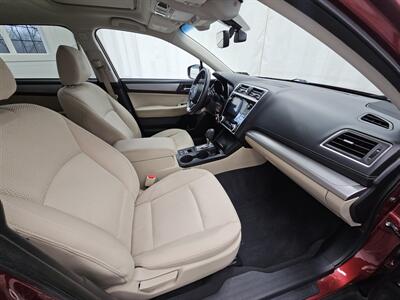 2019 Subaru Outback 2.5i Premium   - Photo 13 - Spring City, PA 19475