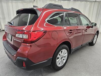 2019 Subaru Outback 2.5i Premium   - Photo 5 - Spring City, PA 19475