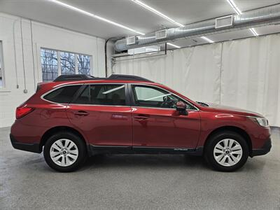 2019 Subaru Outback 2.5i Premium   - Photo 4 - Spring City, PA 19475