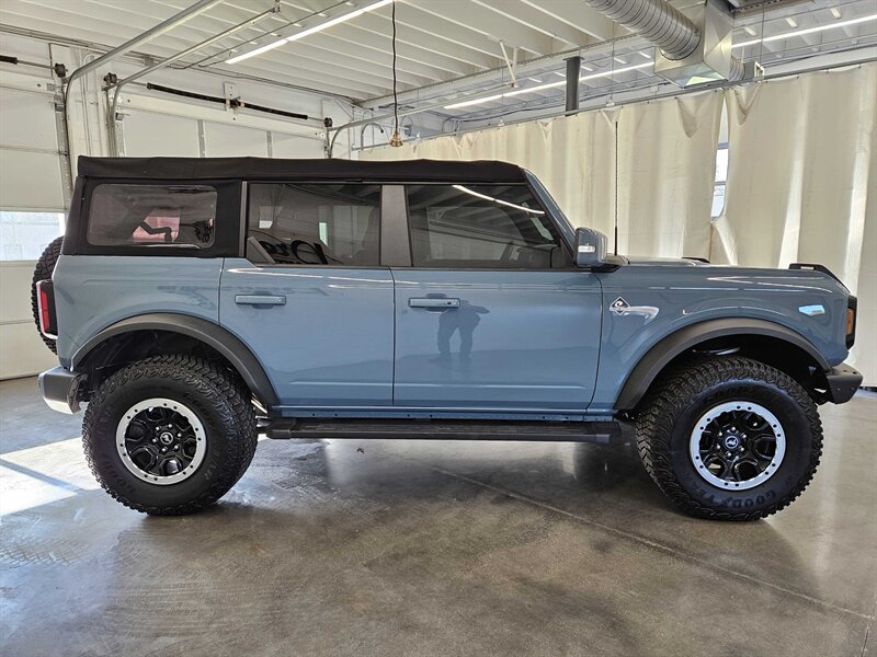 2021 Ford Bronco Outer Banks Advanced photo
