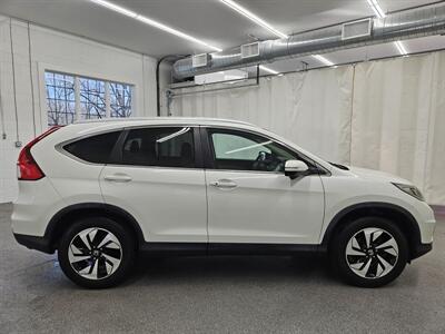 2015 Honda CR-V Touring   - Photo 4 - Spring City, PA 19475