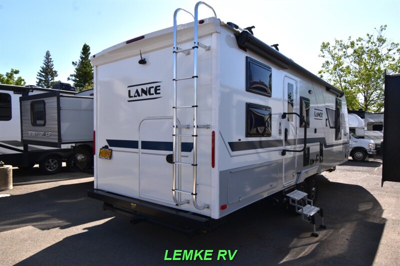2022 Lance 2445   - Photo 10 - Rocklin, CA 95677