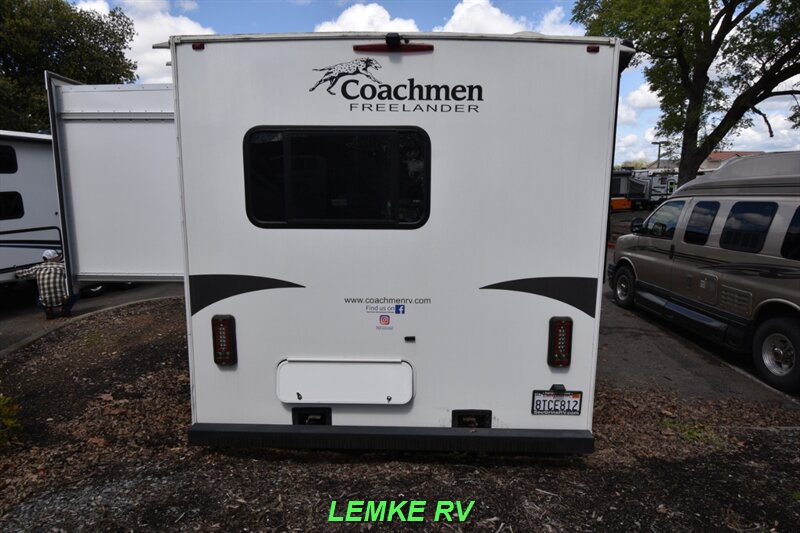 2021 Coachmen Freelander 21RS   - Photo 9 - Rocklin, CA 95677