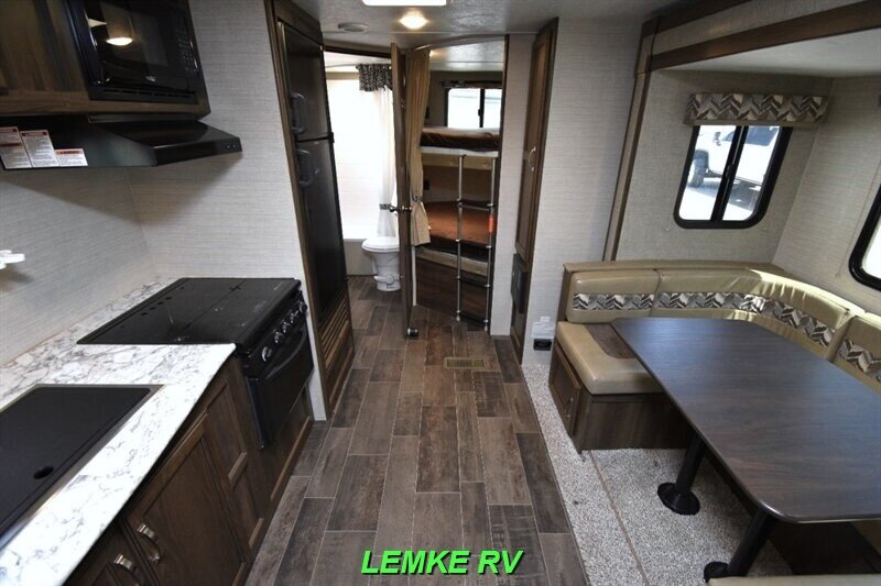 2019 Keystone Bullet Ultra Lite 243BHSWE   - Photo 2 - Rocklin, CA 95677