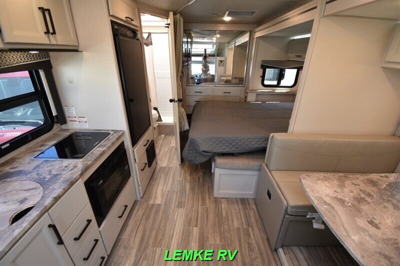 2022 Thor Gemini 23TW   - Photo 2 - Rocklin, CA 95677