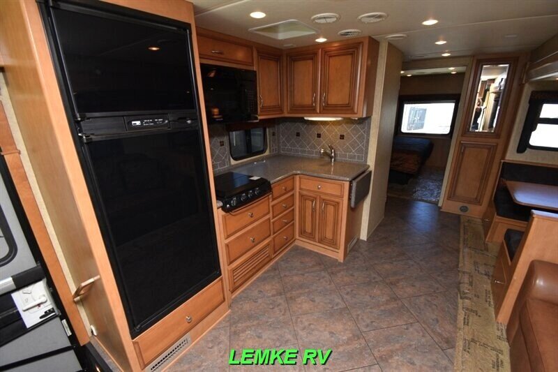 2013 Newmar Baystar 3012   - Photo 12 - Rocklin, CA 95677
