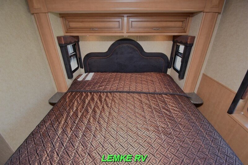 2013 Newmar Baystar 3012   - Photo 17 - Rocklin, CA 95677