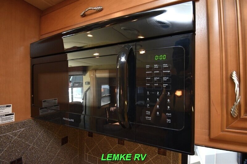 2013 Newmar Baystar 3012   - Photo 24 - Rocklin, CA 95677