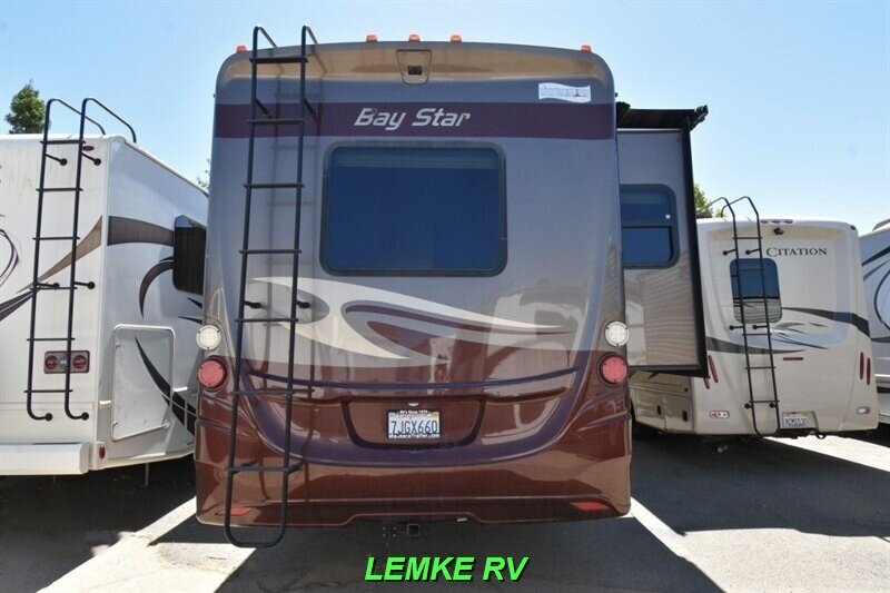 2013 Newmar Baystar 3012   - Photo 8 - Rocklin, CA 95677