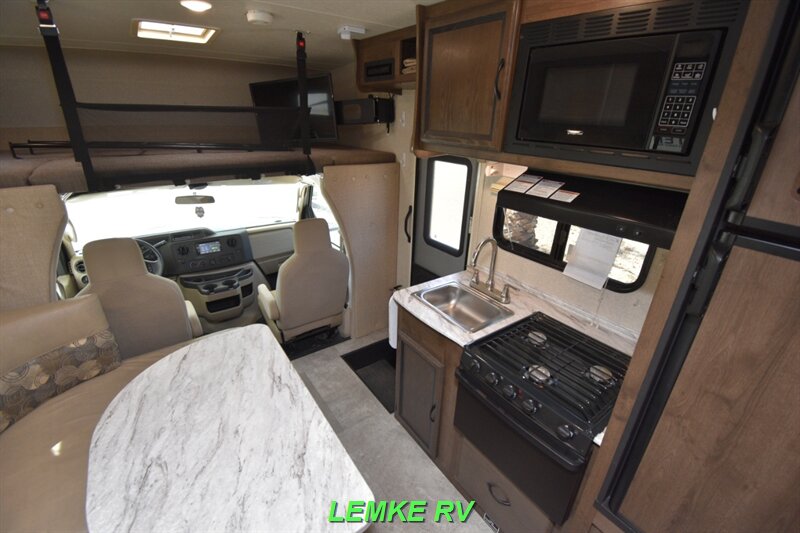 2019 Coachmen Freelander 21QB   - Photo 13 - Rocklin, CA 95677