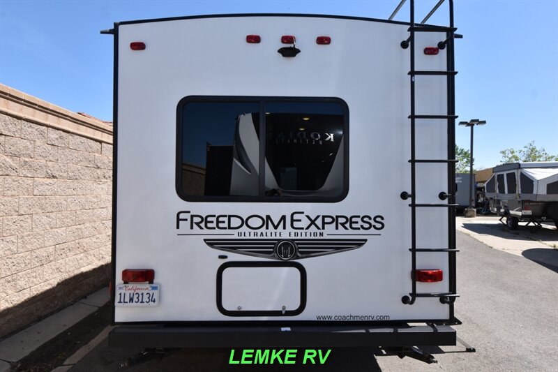2020 Coachmen Freedom Express 204RD   - Photo 8 - Rocklin, CA 95677