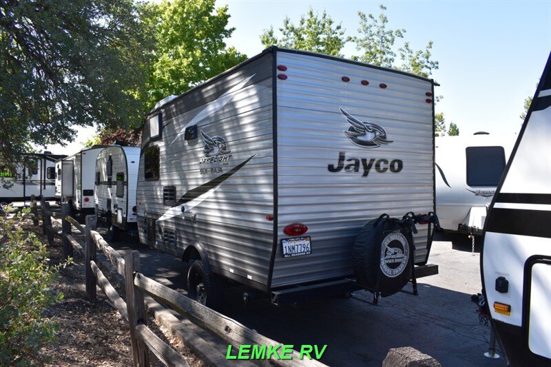 2021 Jayco Jay Flight SLX 154BH   - Photo 7 - Rocklin, CA 95677