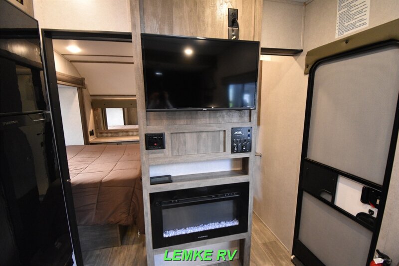 2022 Forest River XLR Boost 21QBS   - Photo 25 - Rocklin, CA 95677