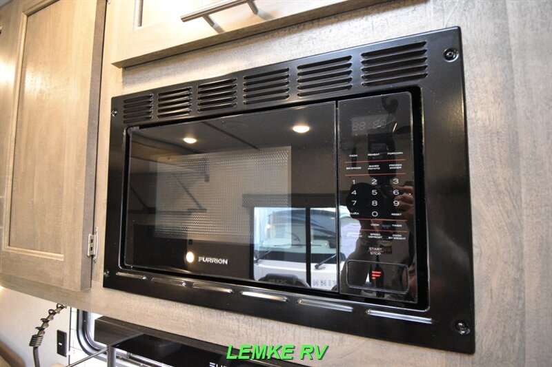 2022 Forest River XLR Boost 21QBS   - Photo 28 - Rocklin, CA 95677