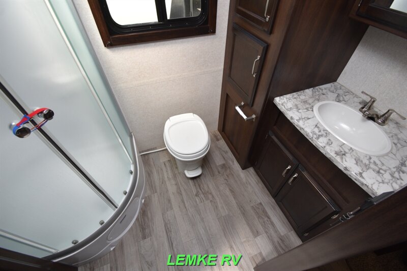 2019 Jayco Jay Feather 25RB   - Photo 20 - Rocklin, CA 95677