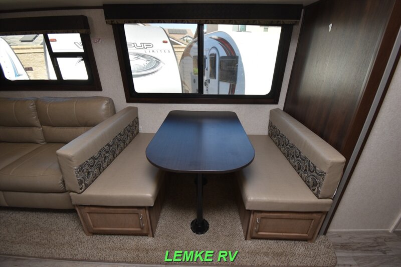 2019 Jayco Jay Feather 25RB   - Photo 22 - Rocklin, CA 95677