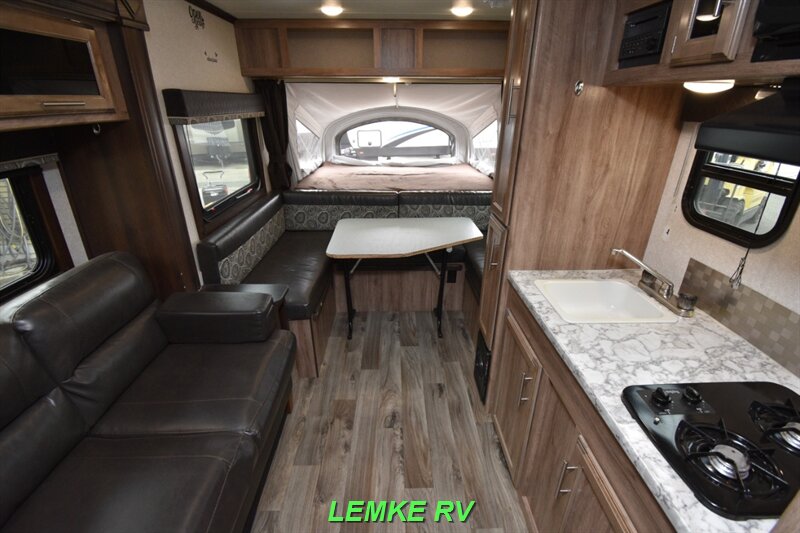 2018 Jayco Jay Feather 19XUD   - Photo 5 - Rocklin, CA 95677