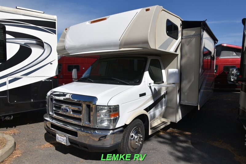 2017 Coachmen Leprechaun 310BH   - Photo 6 - Rocklin, CA 95677