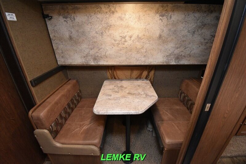 2017 Coachmen Leprechaun 310BH   - Photo 24 - Rocklin, CA 95677