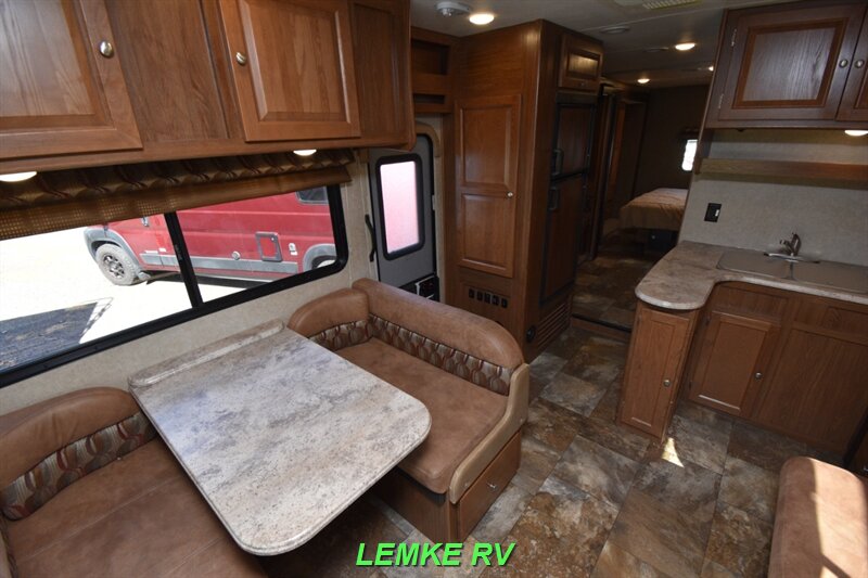 2017 Coachmen Leprechaun 310BH   - Photo 9 - Rocklin, CA 95677