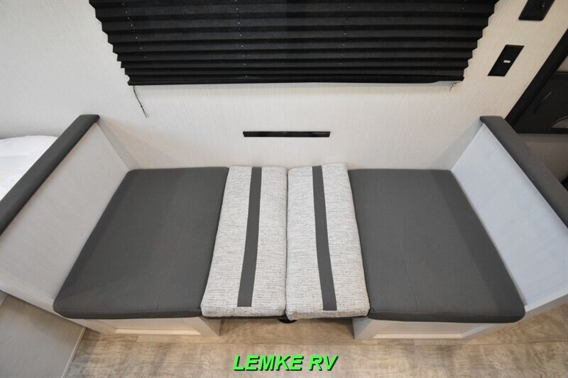 2024 Palomino Puma Ultra Lite 12FBX   - Photo 14 - Rocklin, CA 95677