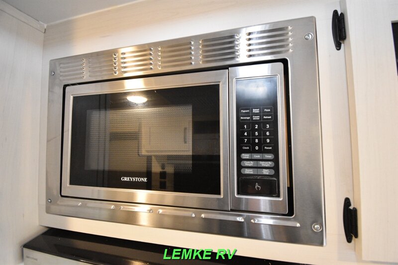 2024 Palomino Puma Ultra Lite 12FBX   - Photo 12 - Rocklin, CA 95677