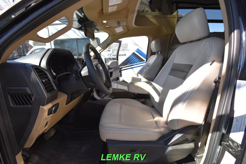 2021 Thor Magnitude XG32   - Photo 31 - Rocklin, CA 95677