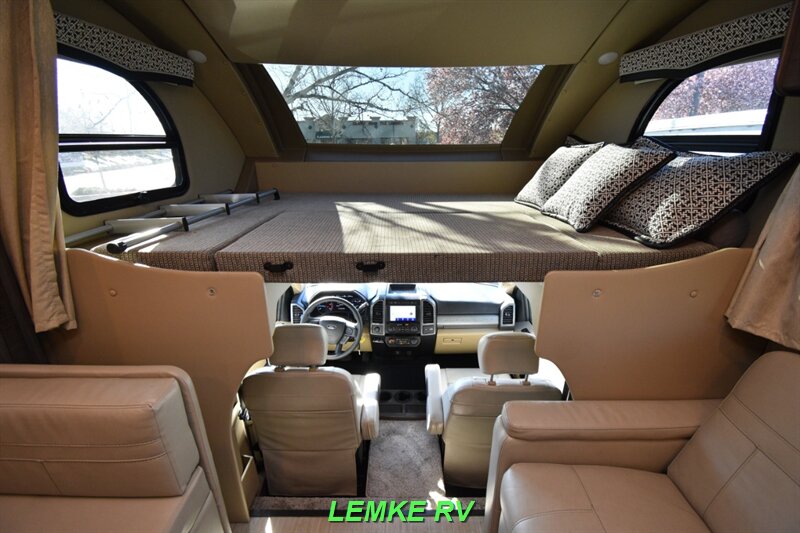 2021 Thor Magnitude XG32   - Photo 16 - Rocklin, CA 95677