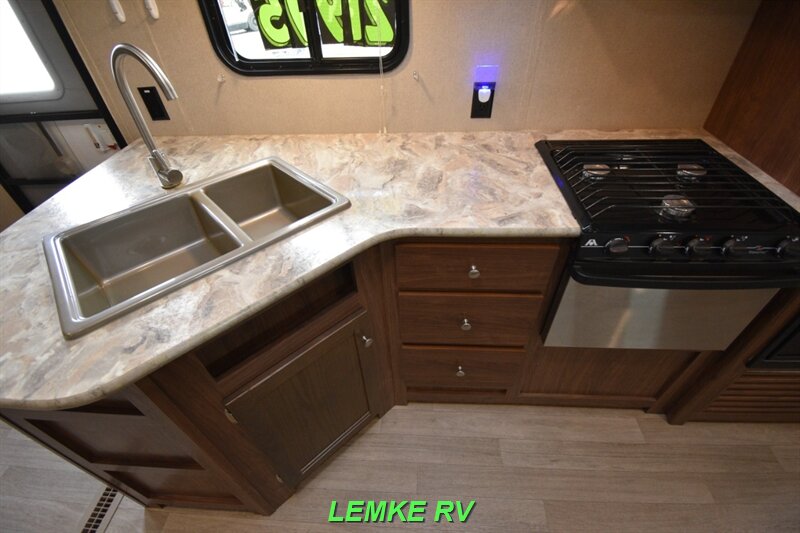 2018 Coleman Lantern 263BH   - Photo 16 - Rocklin, CA 95677