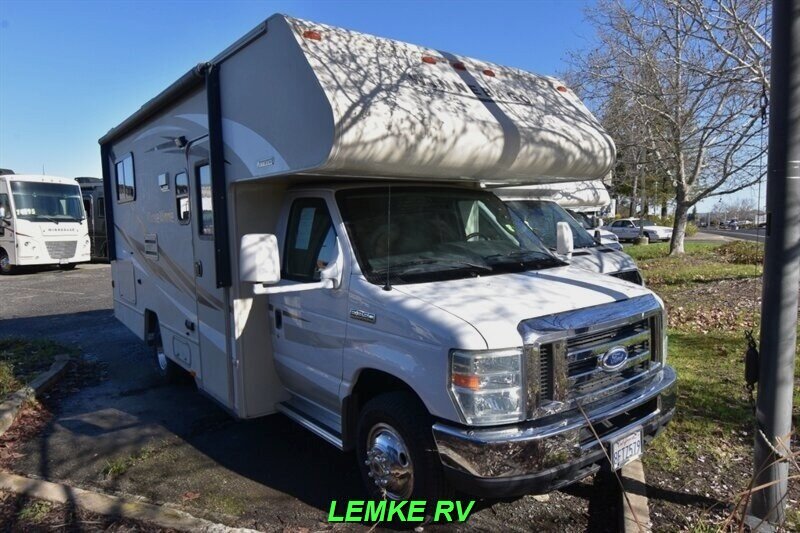 2017 Winnebago Minnie Winnie 22R   - Photo 1 - Rocklin, CA 95677